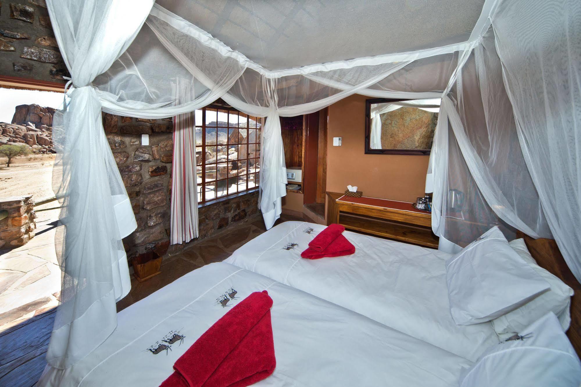 Gondwana Canyon Lodge Kanebis Exterior photo